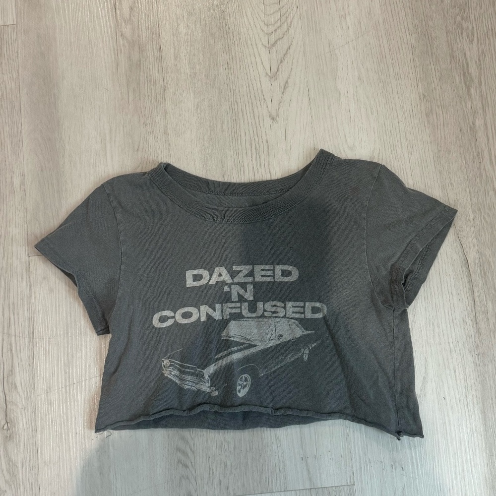 John Galt: Cropped Gray Short Sleeve Tee